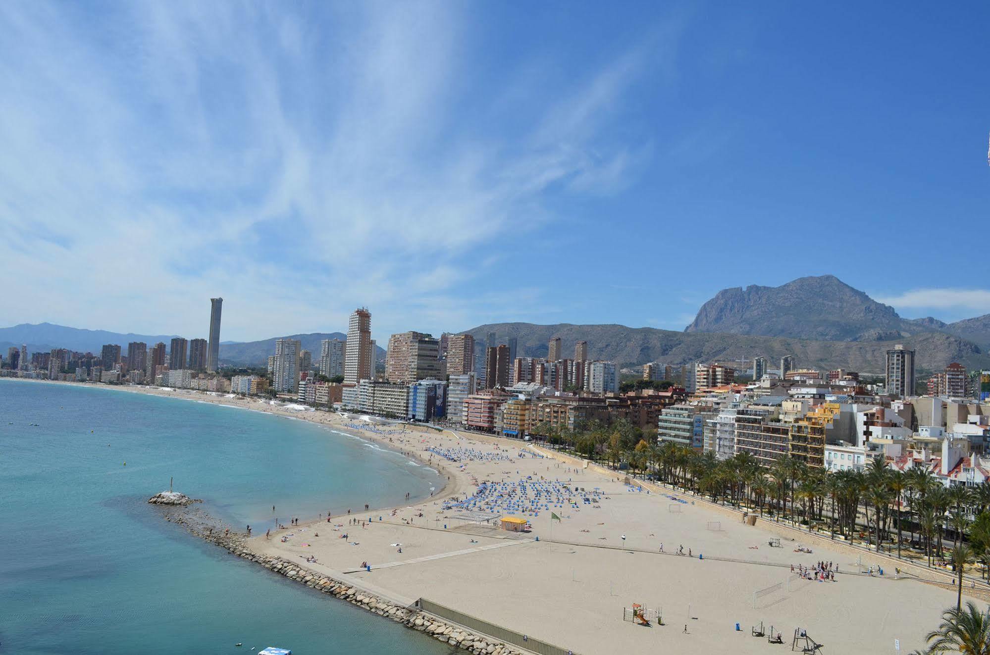 Hotel Condestable Benidorm Buitenkant foto